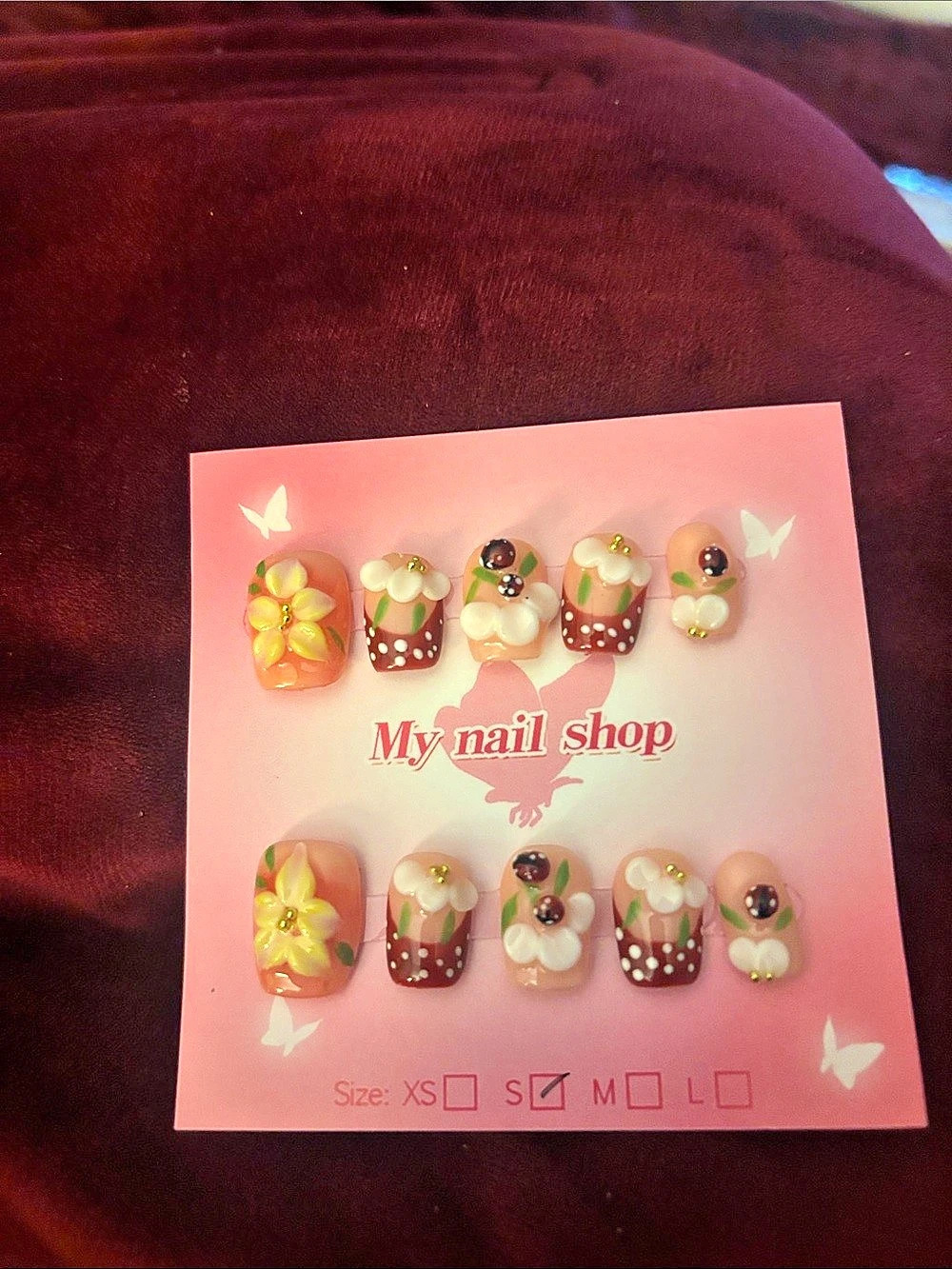 Press-On Nails Red & White Small